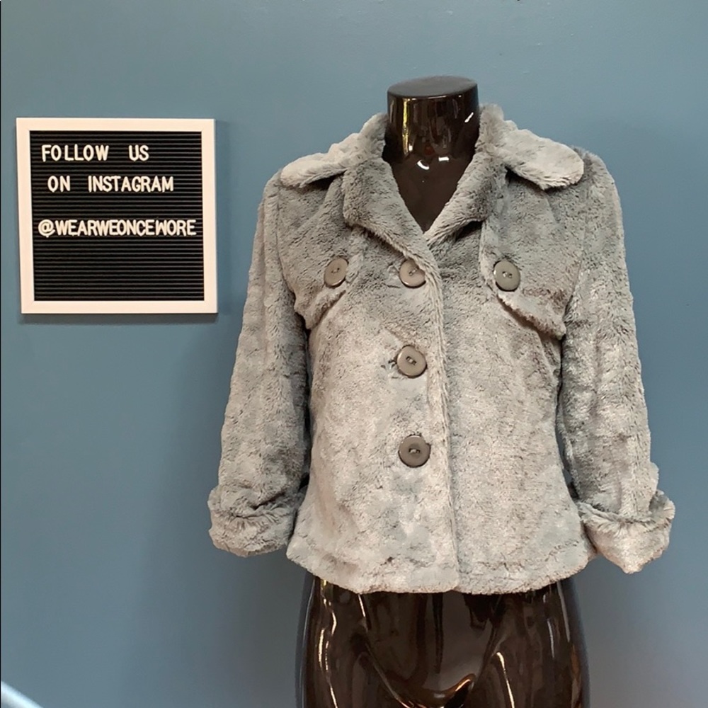 3/4 Length Sleeve Faux Fur Jacket